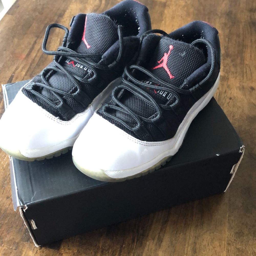 Jordan’s shoes (read description!)